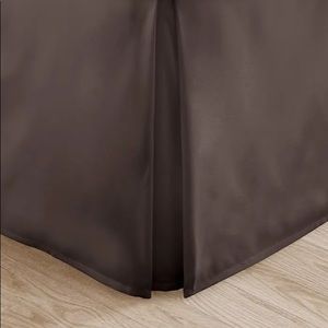 Brown 100% Polyester Bed Skirt (Queen)